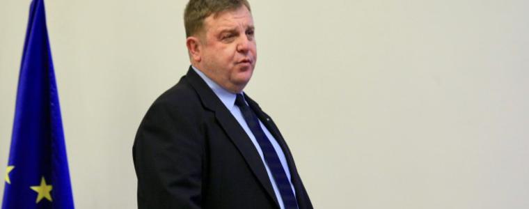 Каракачанов: Закупуването на бойни самолети ще увеличи държавния дълг  