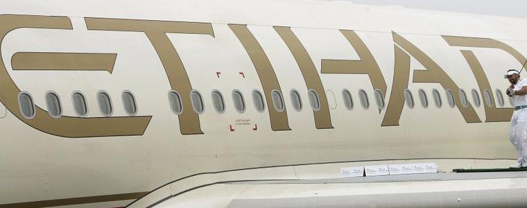 Още авиокомпании обявиха, че пренасочват полетите си извън Персийския и Оманския залив