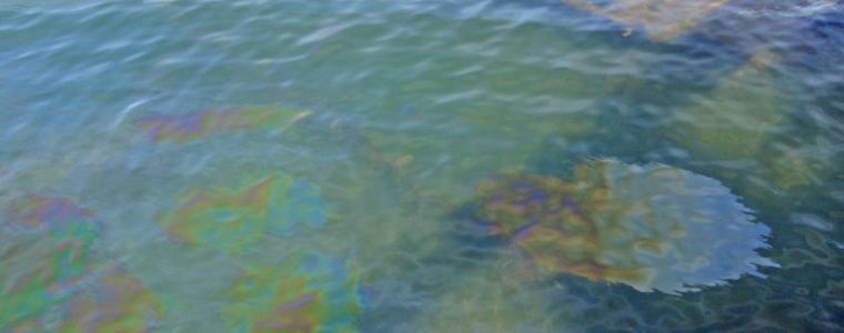 Близо 40 000 литра петрол се разля край Чили