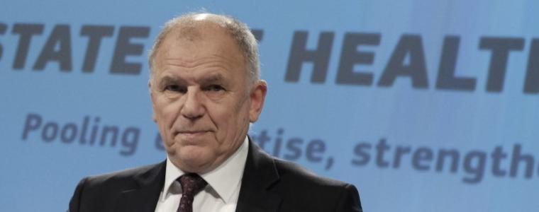 Eврокомисарят по здравеопазване обещава компенсации за чумата по свинете