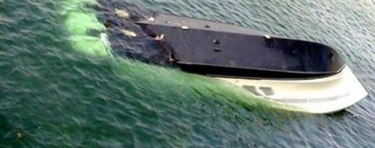 Руски кораб с 55 туристи се обърна в Черно море, вместимостта му била за 12 души