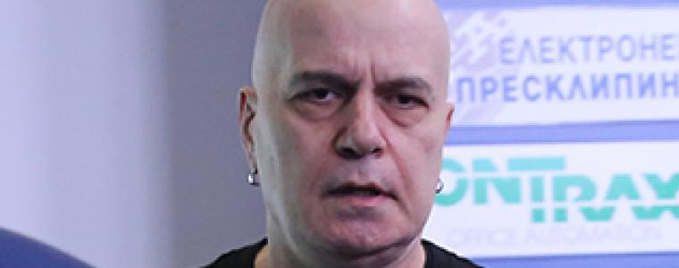 И БСП, и ГЕРБ могат да се притесняват от влизането на Слави в политиката
