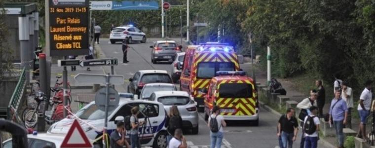 Нападението в Лион вероятно е терористично