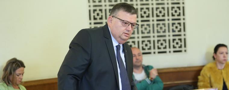 Цацаров: Образувани са 57 досъдебни производства за нарушения на ИК