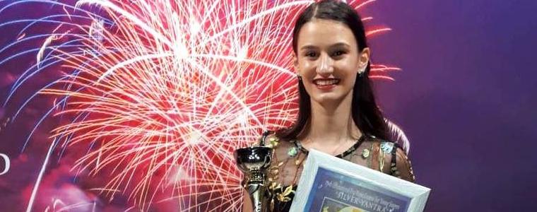 Димитрина Германова и Александър Петров с отличия от конкурса „Сребърна Янтра“ - Велико Търново