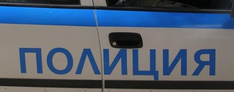 Мъж и дете пострадаха при катастрофа между микробус и каруца