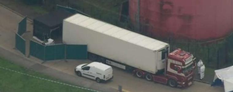 Откриха 39 тела в камион, пристигнал от България във Великобритания