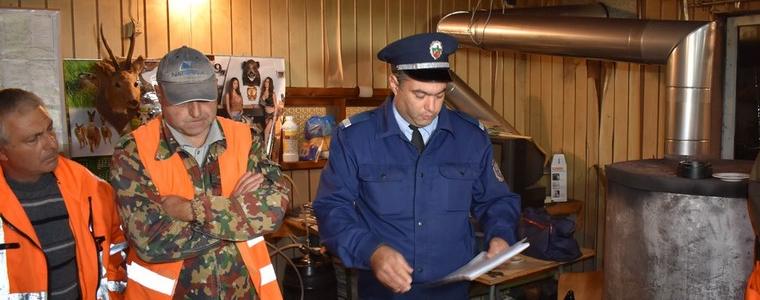 Полицията инструктира ръководителите на ловни дружинки