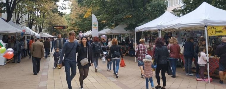 Празнично фермерско изложение „Вкусът на Добруджа“ днес в Добрич