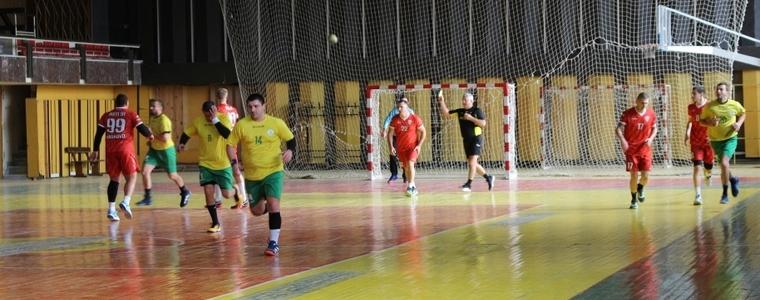 ХАНДБАЛ: Мъжете на „Добруджа“ гостуват в Гоце Делчев, юношите младша възраст - с 3 мача в Добрич