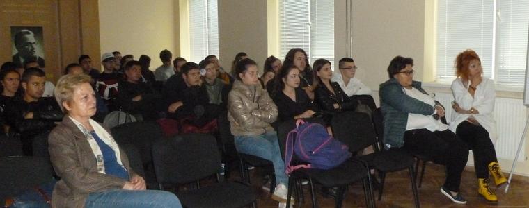 Общинският съвет по наркотични вещества отбеляза Световния ден за възпоменание на жертвите от катастрофи