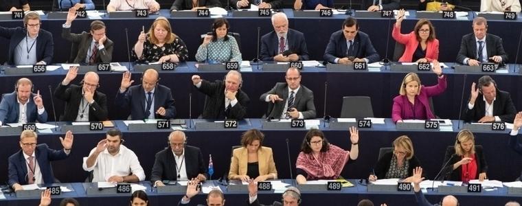 ЕП: Русия трябва да отмени закона си относно „чуждестранните агенти“