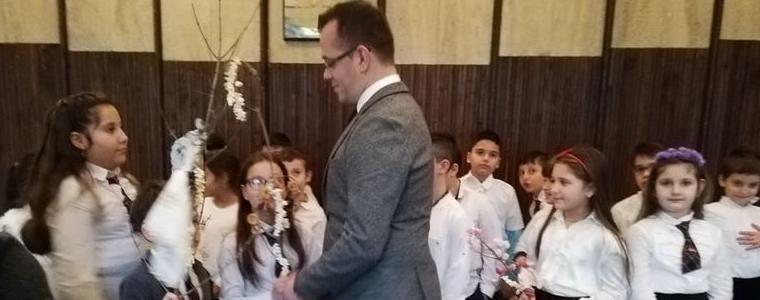 Празничен водосвет за здраве и наричания от деца в община Добрич