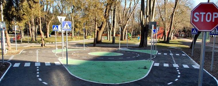В Генерал Тошево изградиха детска площадка по безопасност на движението 