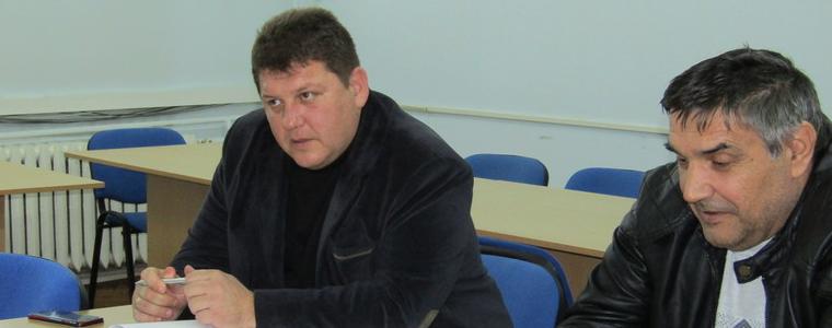 Между 10 и 15 са децата в областта, които изобщо не посещават училище или детска градина