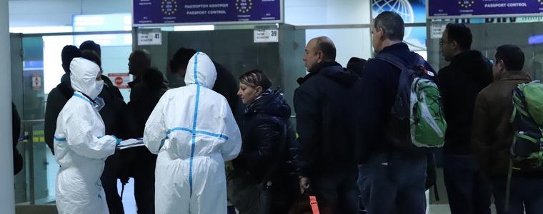 Пътниците с температура над 37 градуса, пристигнали на летищата, минават задължителен преглед