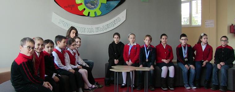 Ранглиста на най-добрите математици в училището по изкуствата мотивира децата за още награди (ВИДЕО)