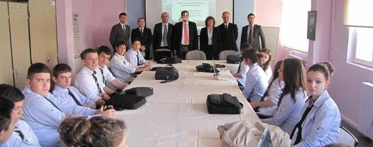 Здрави са всички, които са под карантина от СУ "Л.Каравелов" заради посещение в Италия