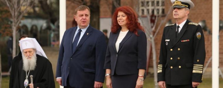 Готови сме да пратим военни на границата, заяви Каракачанов