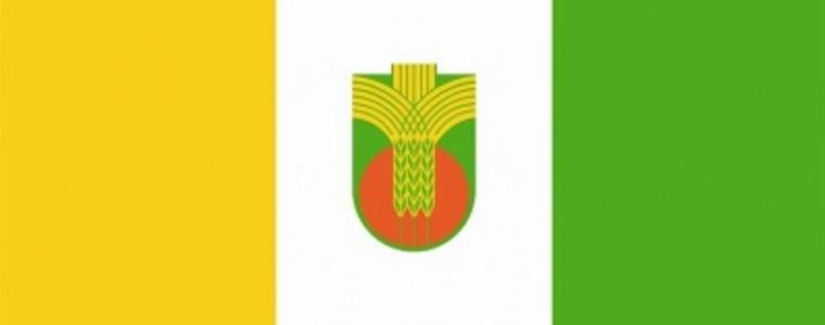 Кметове от БСП в община Добричка даряват хранителни продукти 