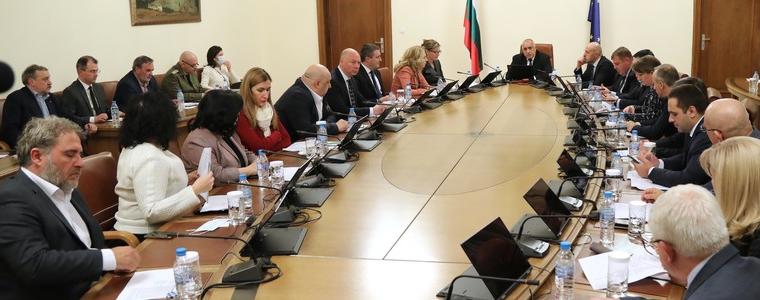 Министерският съвет предлага да се обяви извънредно положение заради коронавируса