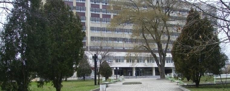 Общинските съветници от МК ГЕРБ (СДС) даряват апарат за дихателна вентилация на МБАЛ-Добрич