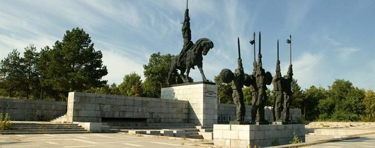 Празничната програма в Добрич на Трети март