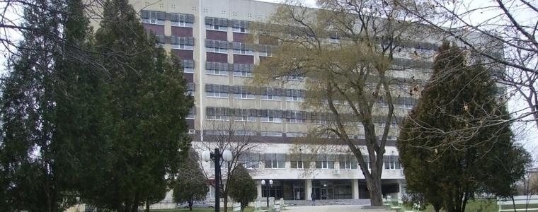 Пробите на двама пациенти в МБАЛ-Добрич със съмнение за коронавирус са отрицателни