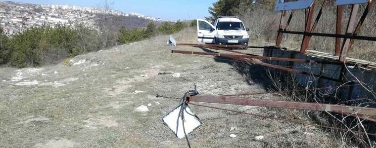 Вандали унищожили прожекторите на надписа „Балчик” в Белия град