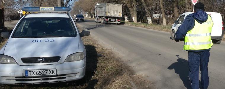 Забраняват се посещенията в паркове, ограничават се междуградските пътувания