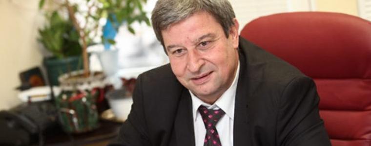 Заради ситуацията Синдикат „Образование” към КТ „Подкрепа“ предлага да се използват всички възможности за онлайн обучение 