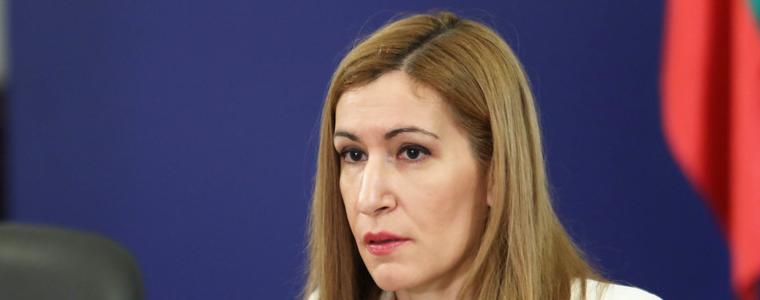 Ангелкова: Планираме летният сезон да започне от първи юли