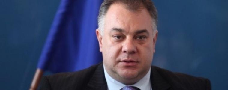 Д-р Ненков: Господ най-тежко наказва глупостта, само че тази глупост ще я лекуваме ние в болниците