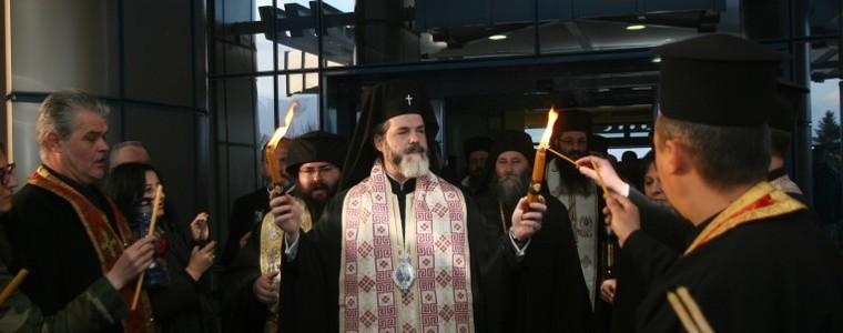 Митрополит Антоний: Църквата призова хората да си останат у дома