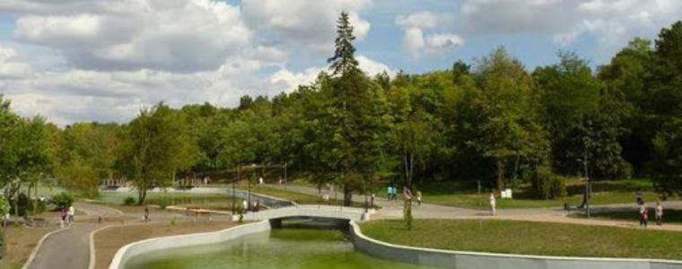 Официално деца до 12 години могат да влизат в парковете 