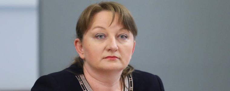 60 дни неплатен отпуск ще се признават за стаж, обяви Деница Сачева