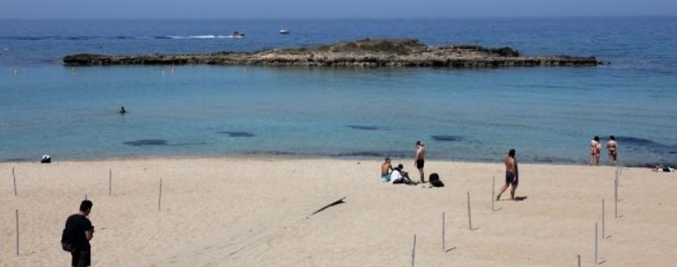 Кипър дава началото на плажния сезон