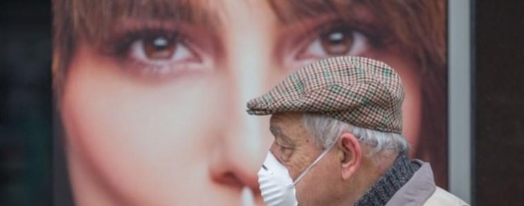 Маските  вече не са задължителни на открито