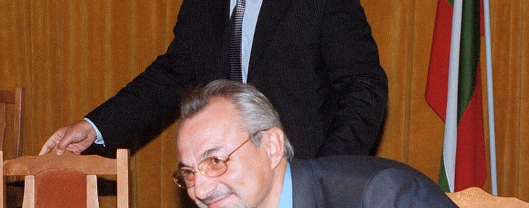 Не ДПС, а Доган и Пеевски участват в управлението на страната