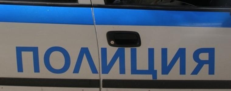 Само за ден полицаи в областта спряха трима шофьори на коли без табели 