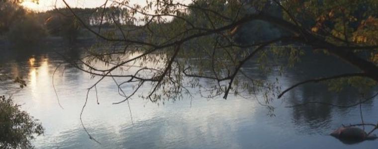 Торове са замърсили водата в канала в Хасковско
