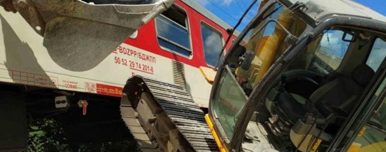 Багер предизвика инцидент с бърз влак от Варна за София