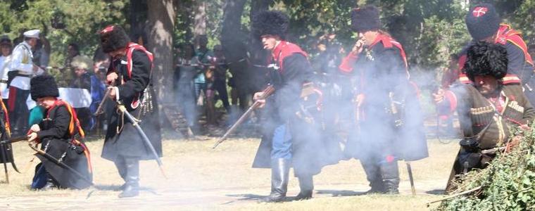 Добричките възстановчици  с отлично представяне в две мероприятия в Ловеч