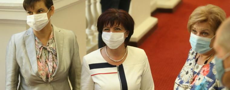 ГЕРБ редактират първия си проект на Конституция и се разбраха с ВМРО