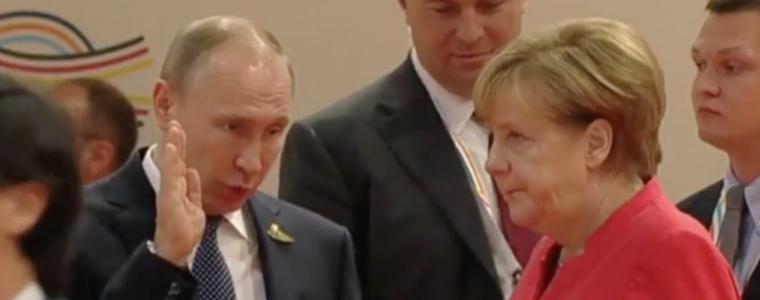 Меркел предупреди Путин да не се меси в Беларус