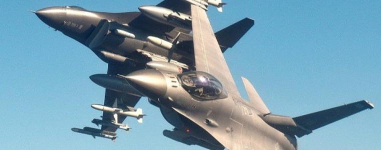Шест изтребителя F-16 пазят небето ни