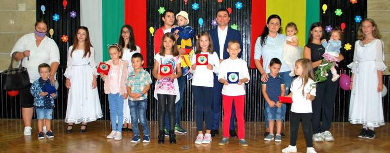За 20-и път орисване на Бебе на годината в Генерал Тошево