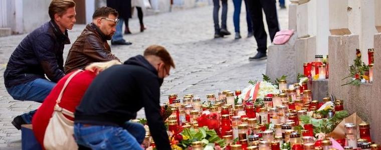 Австрия затваря 