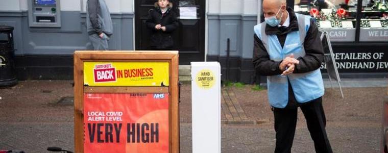 Новият щам на коронавируса не причинява по-тежко боледуване