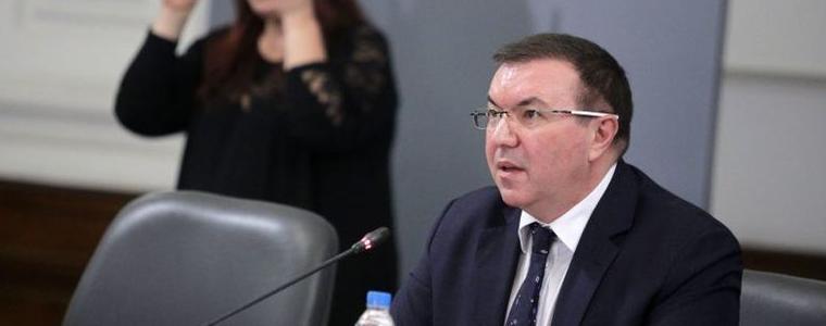Ангелов: Ако удържим заболяемостта, към средата на януари ще преразгледаме мерките